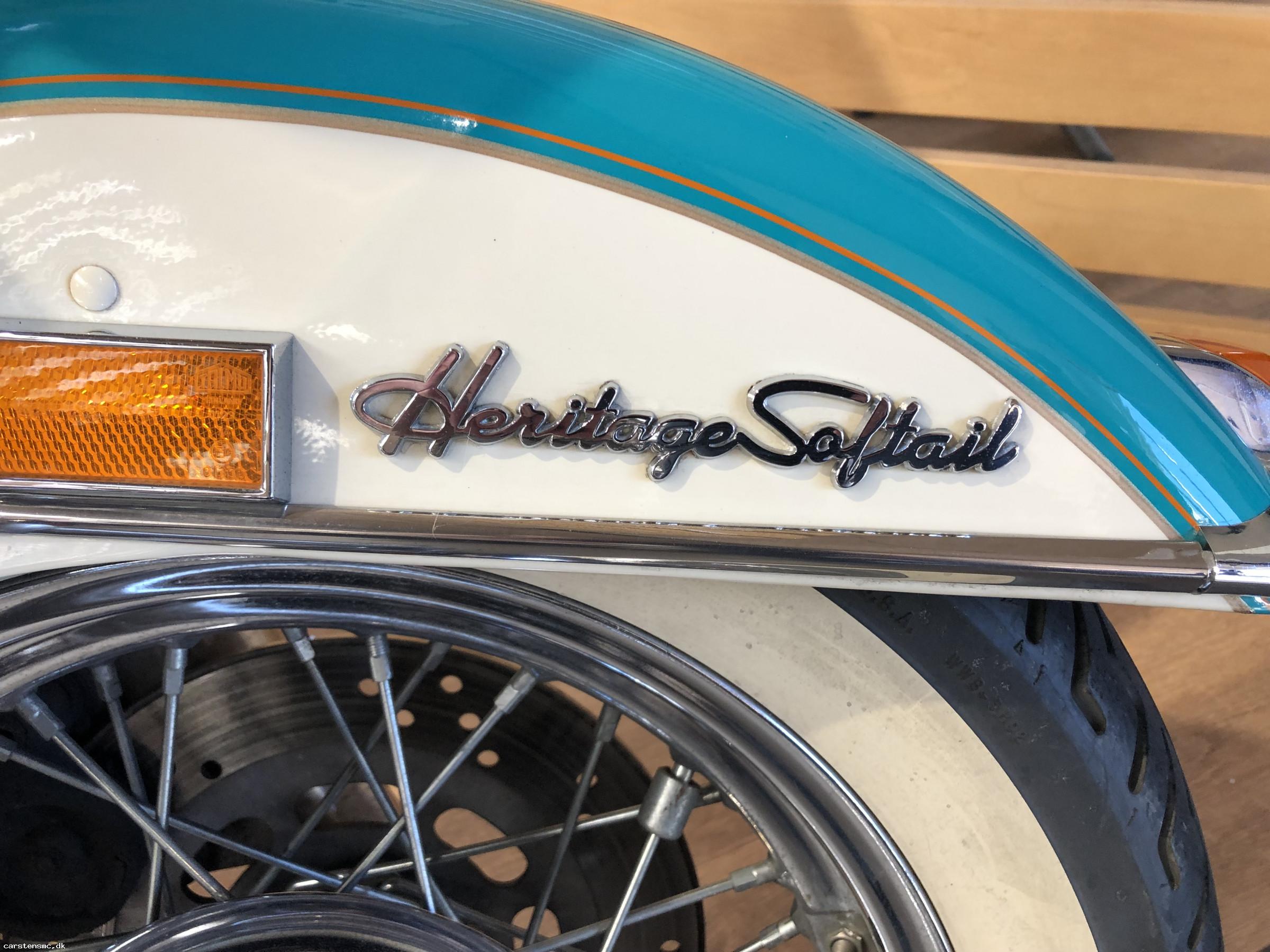 Harley-Davidson FLSTC Heritage Softail Classic