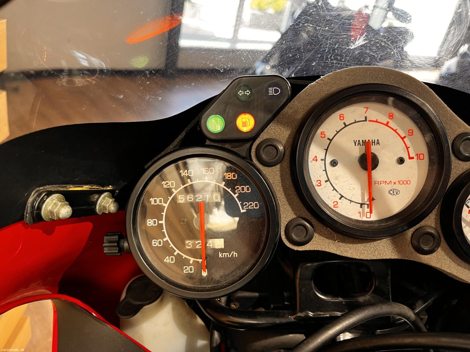 Yamaha SZR 660
