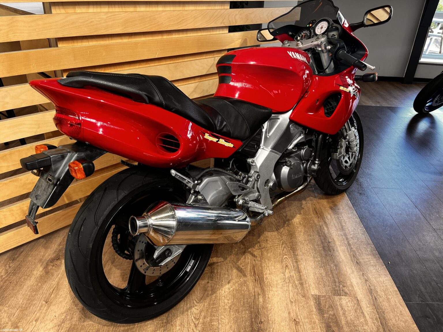 Yamaha SZR 660