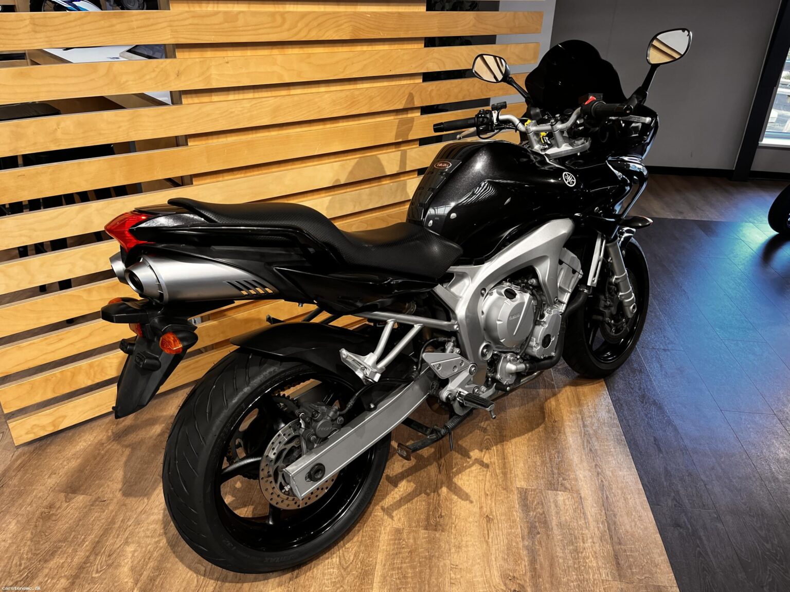 Yamaha FZ6