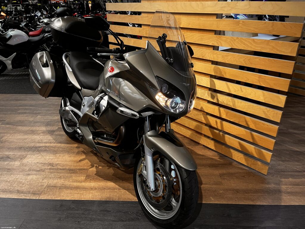 Moto Guzzi Norge 1200 GT