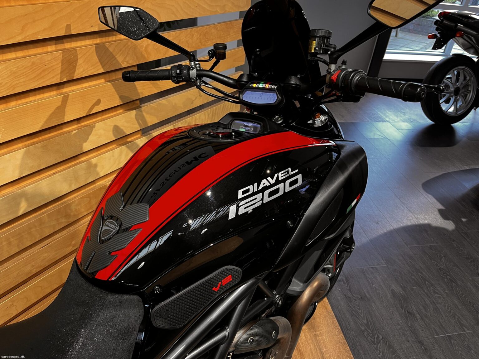 Ducati Diavel