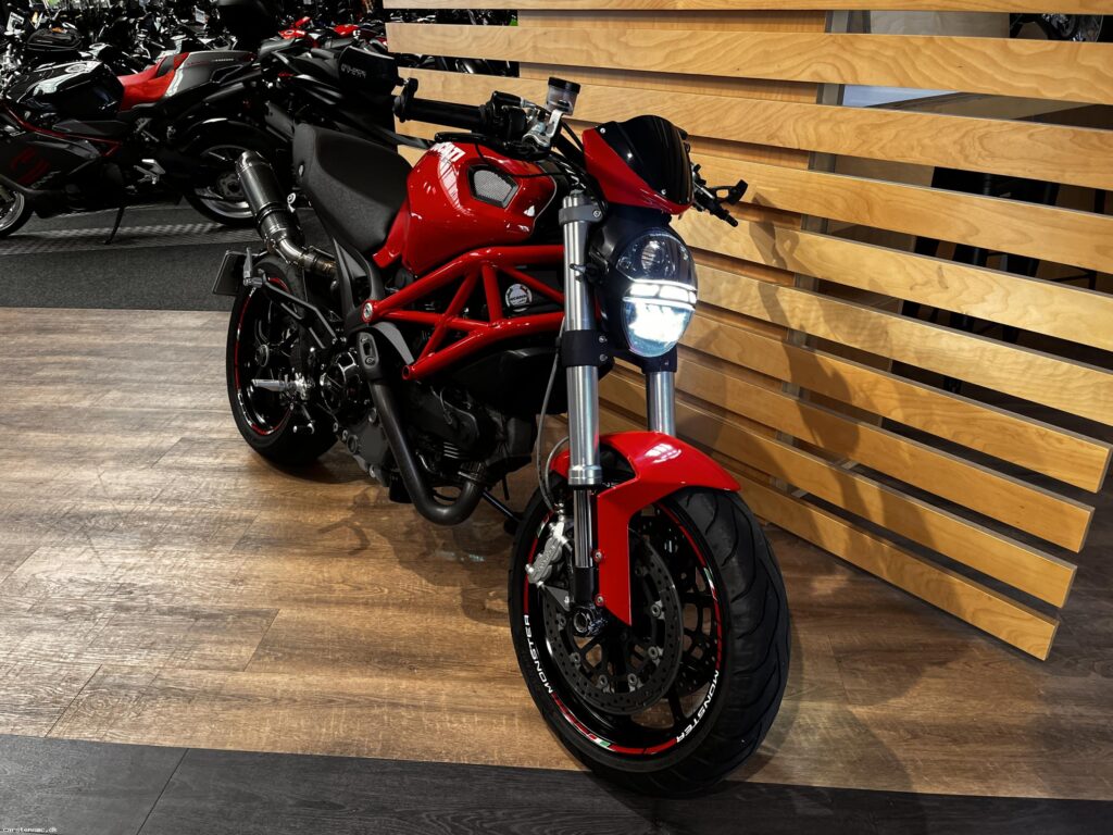 Ducati Monster 1100