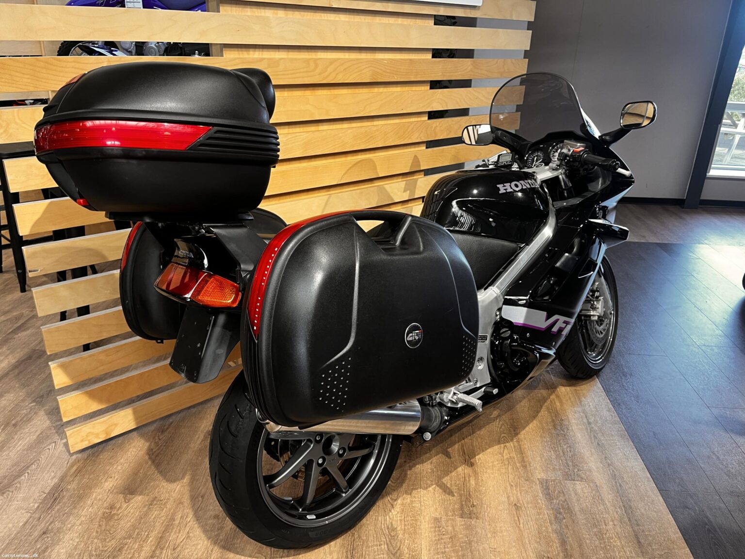 Honda VFR 750