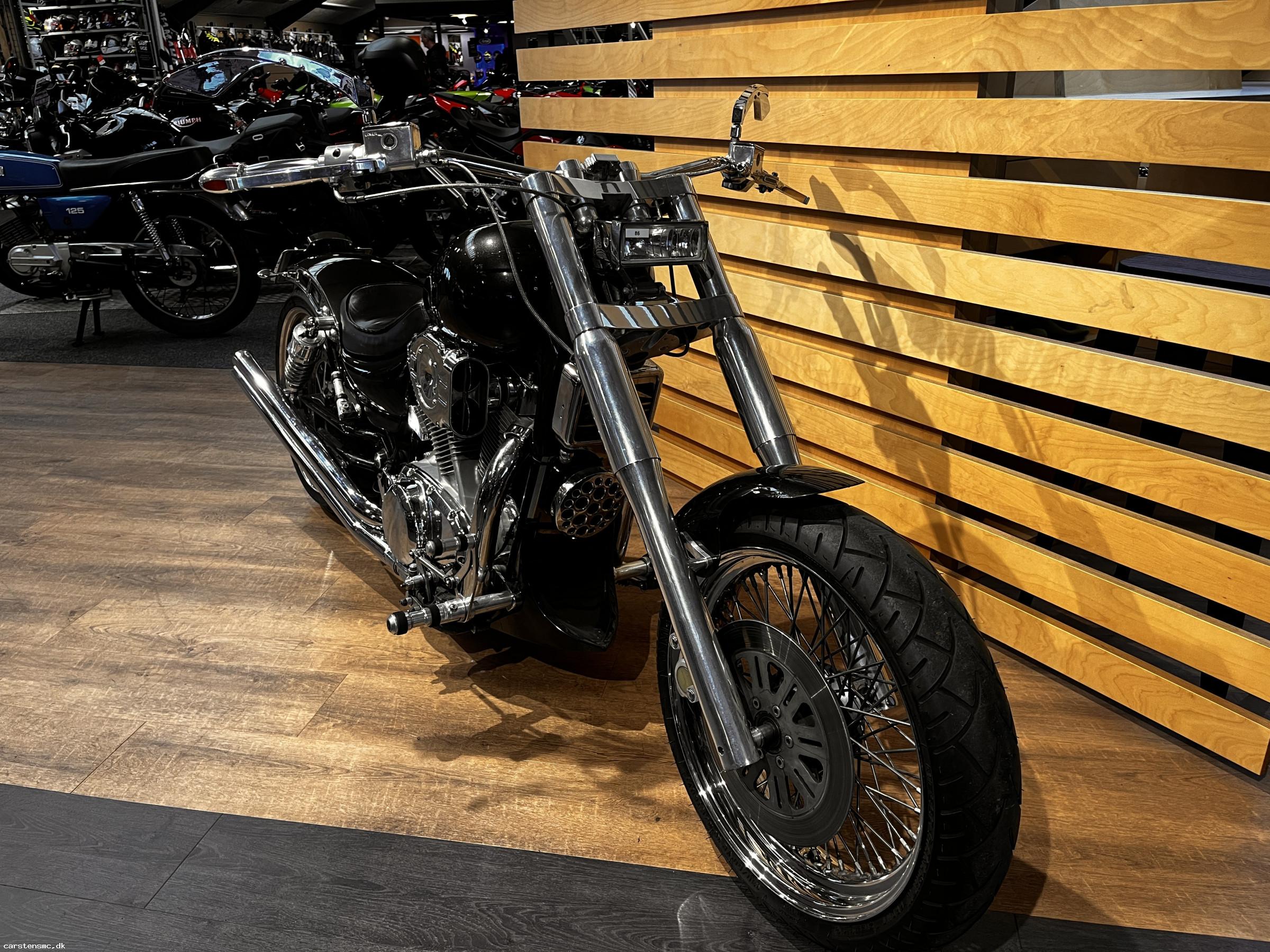 Suzuki VS 1400 Intruder