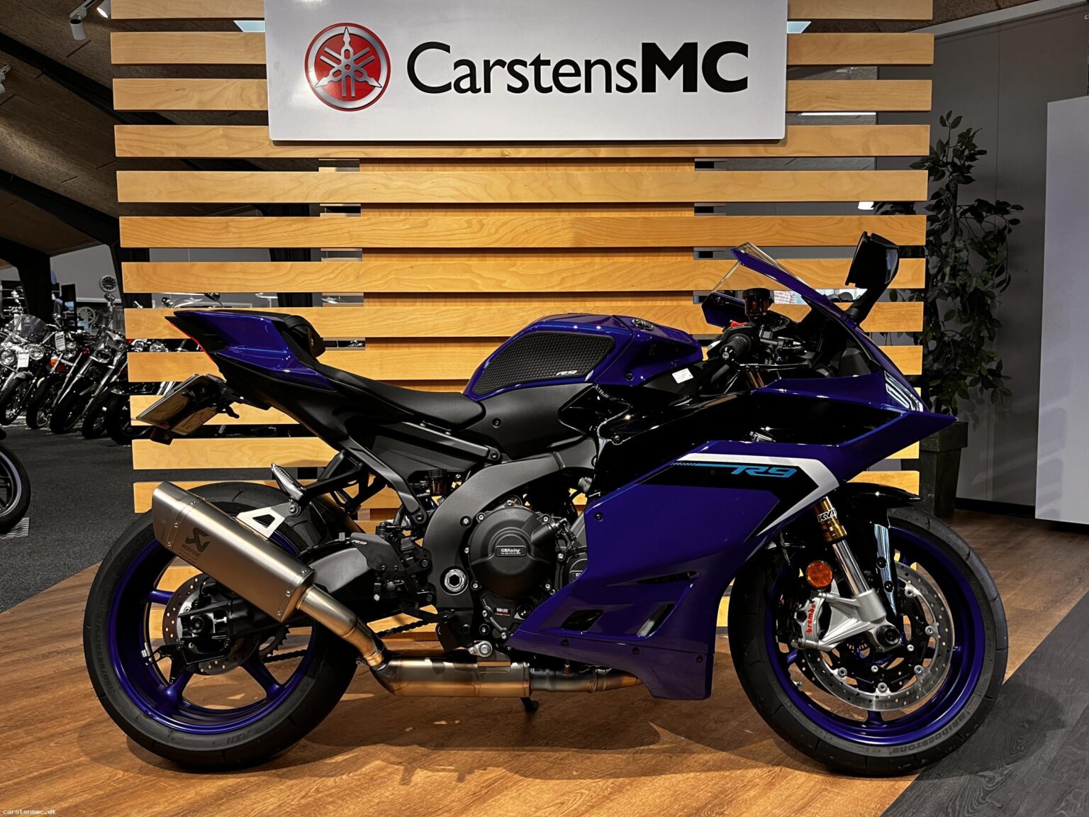 Yamaha YZF R9