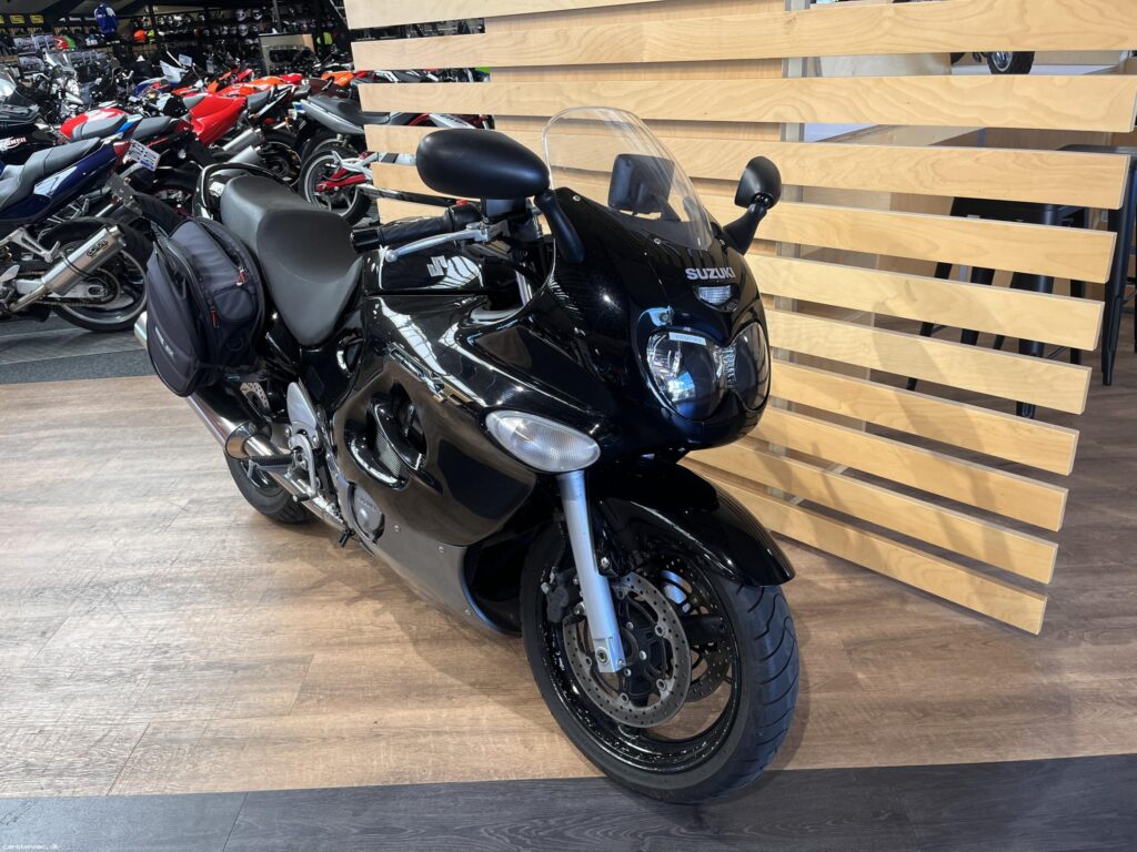 Suzuki GSX 750 F