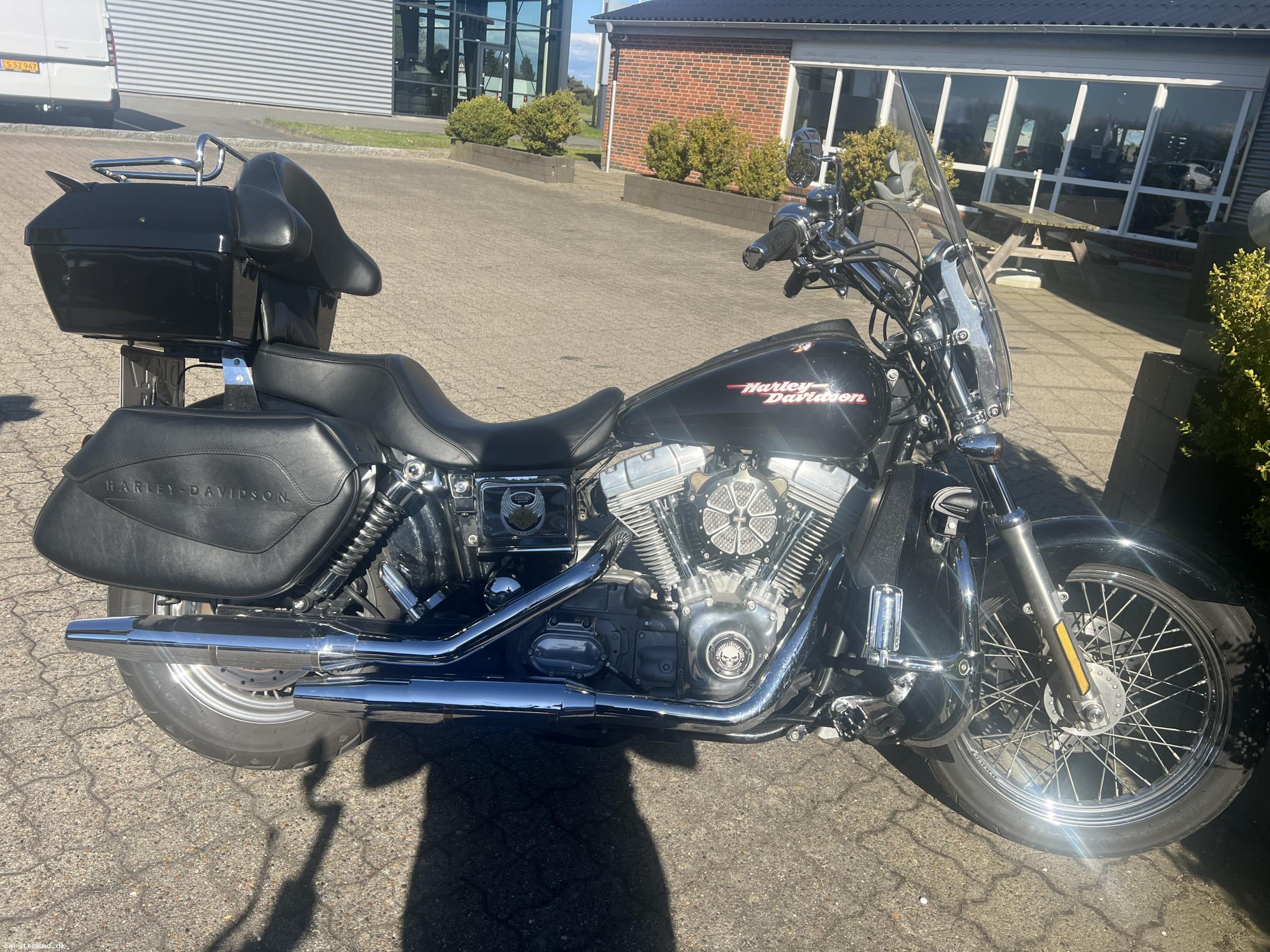 Harley-Davidson FXD Dyna Super Glide