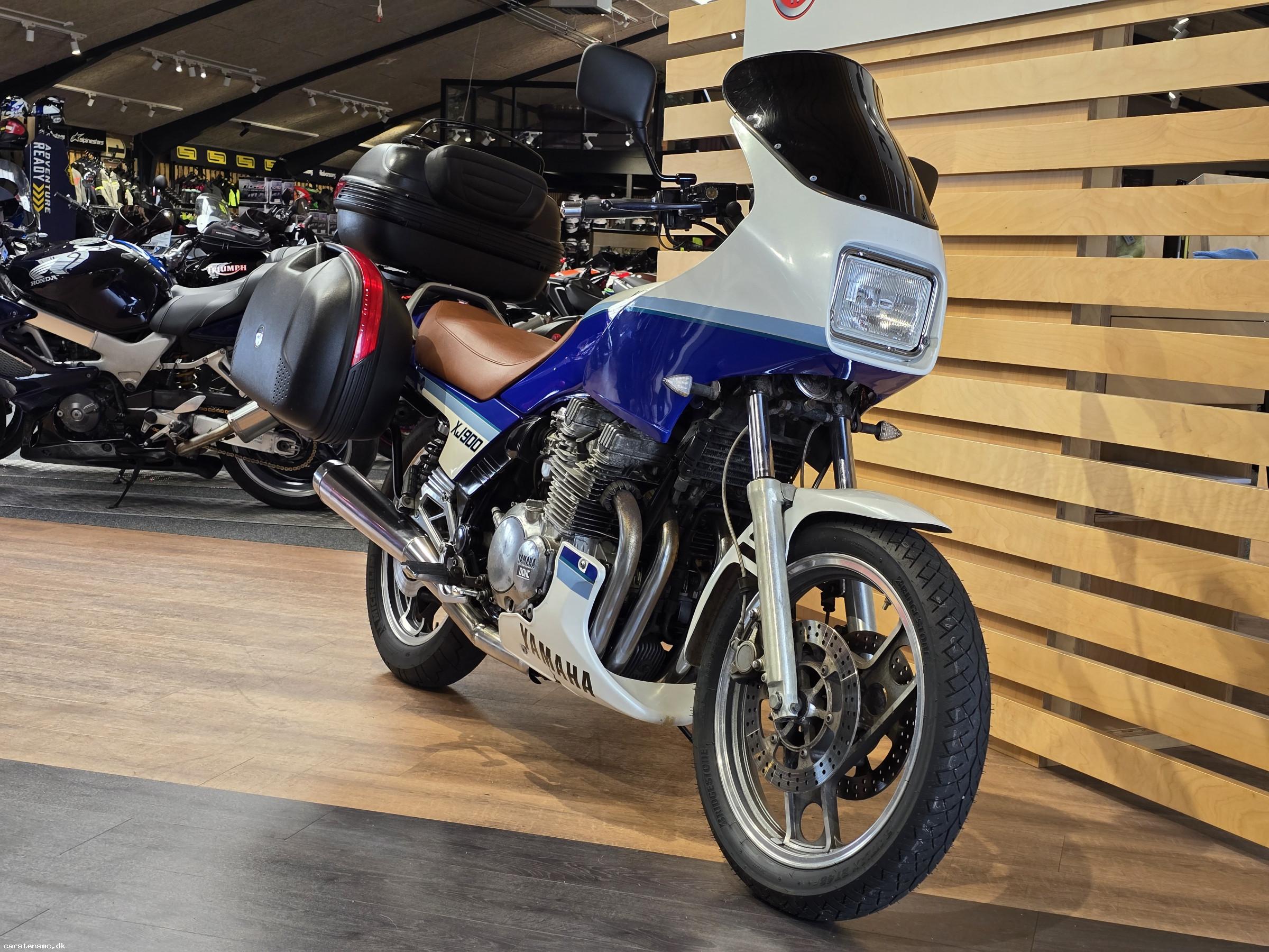 Yamaha XJ 900