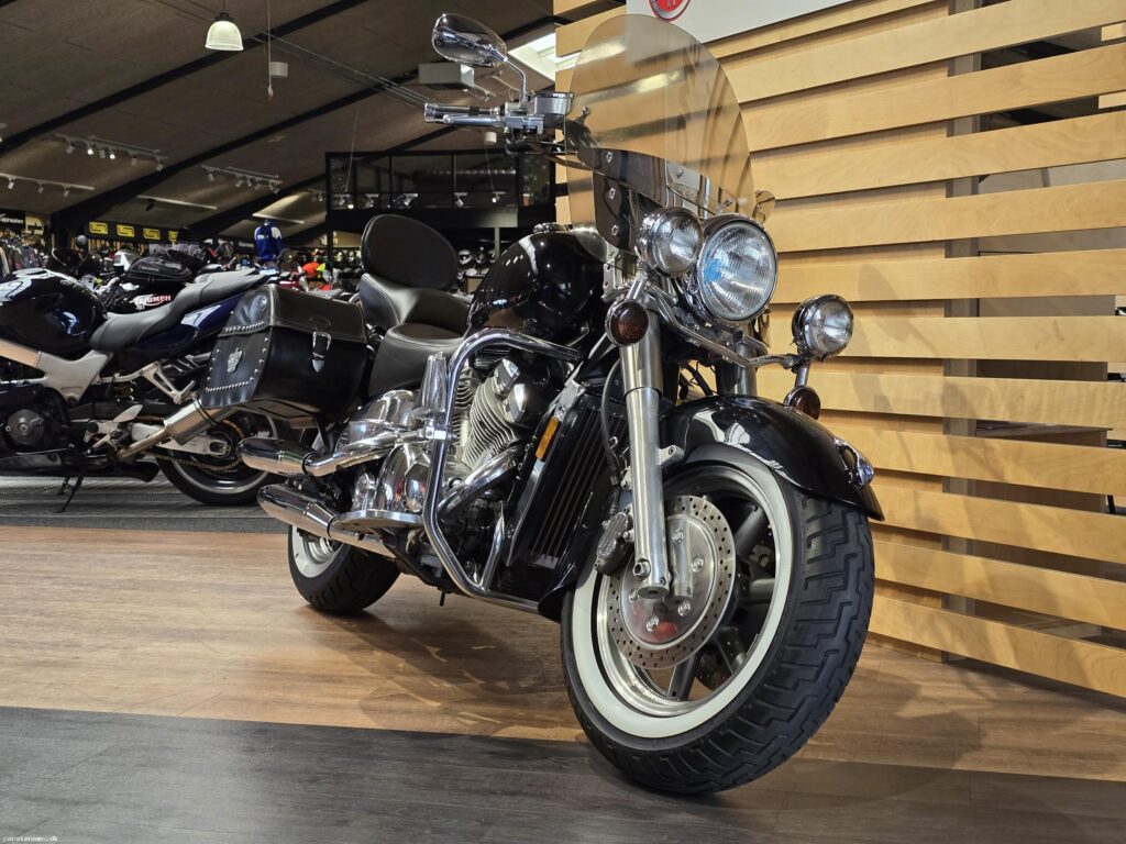 Yamaha XVZ 1300