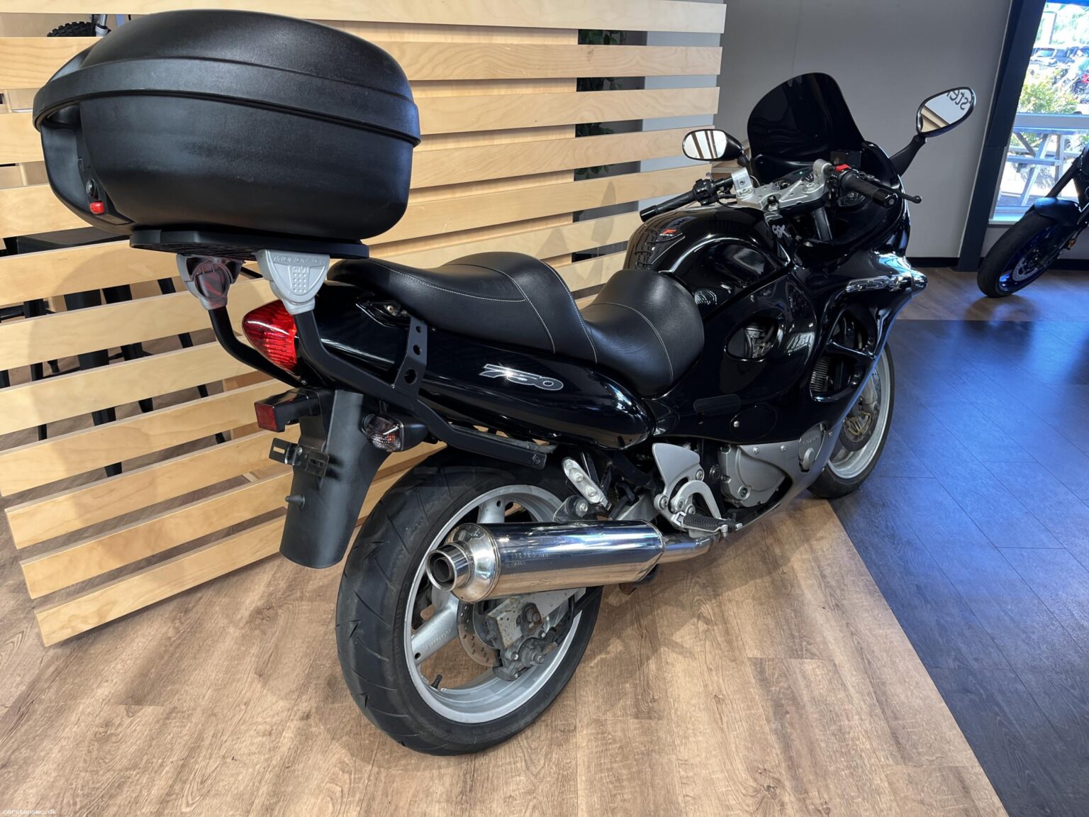 Suzuki GSX 750 F