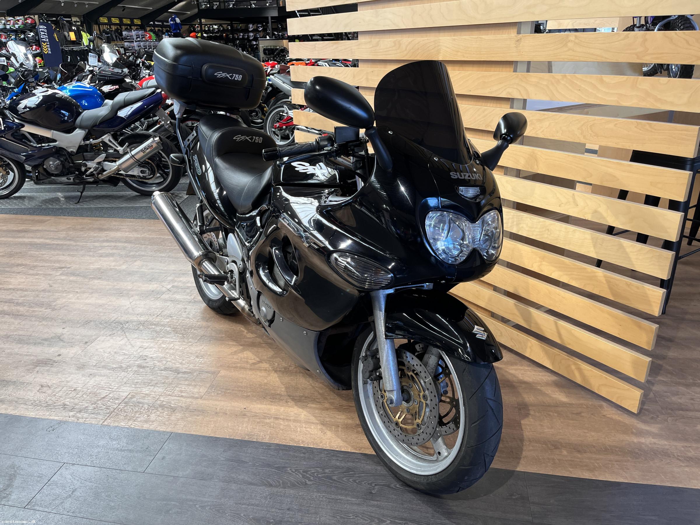Suzuki GSX 750 F