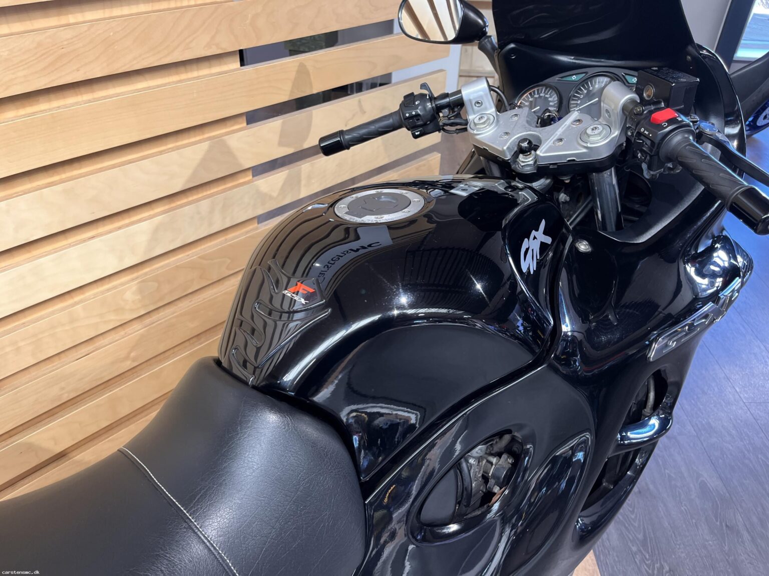 Suzuki GSX 750 F