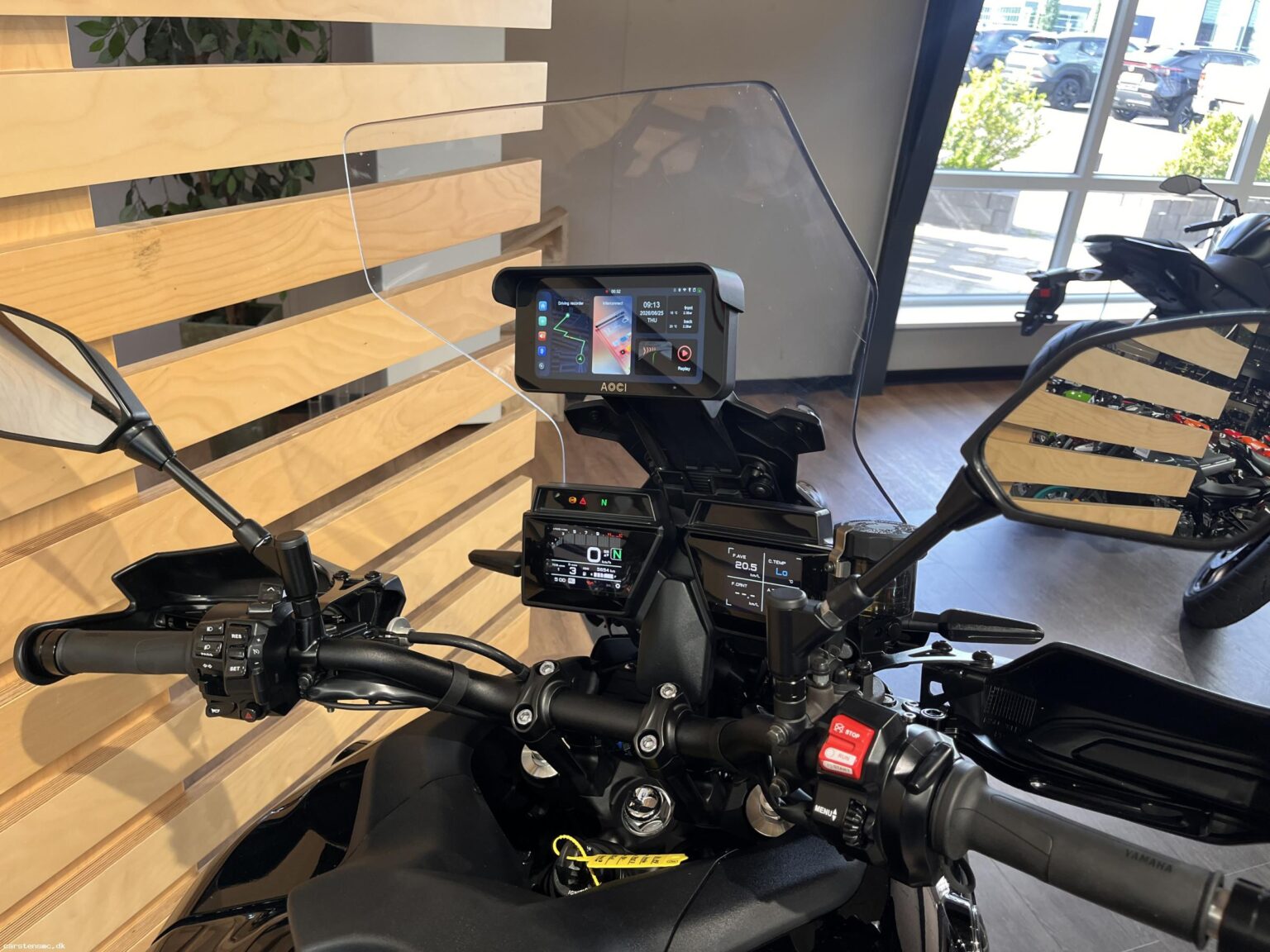 Yamaha Tracer 9