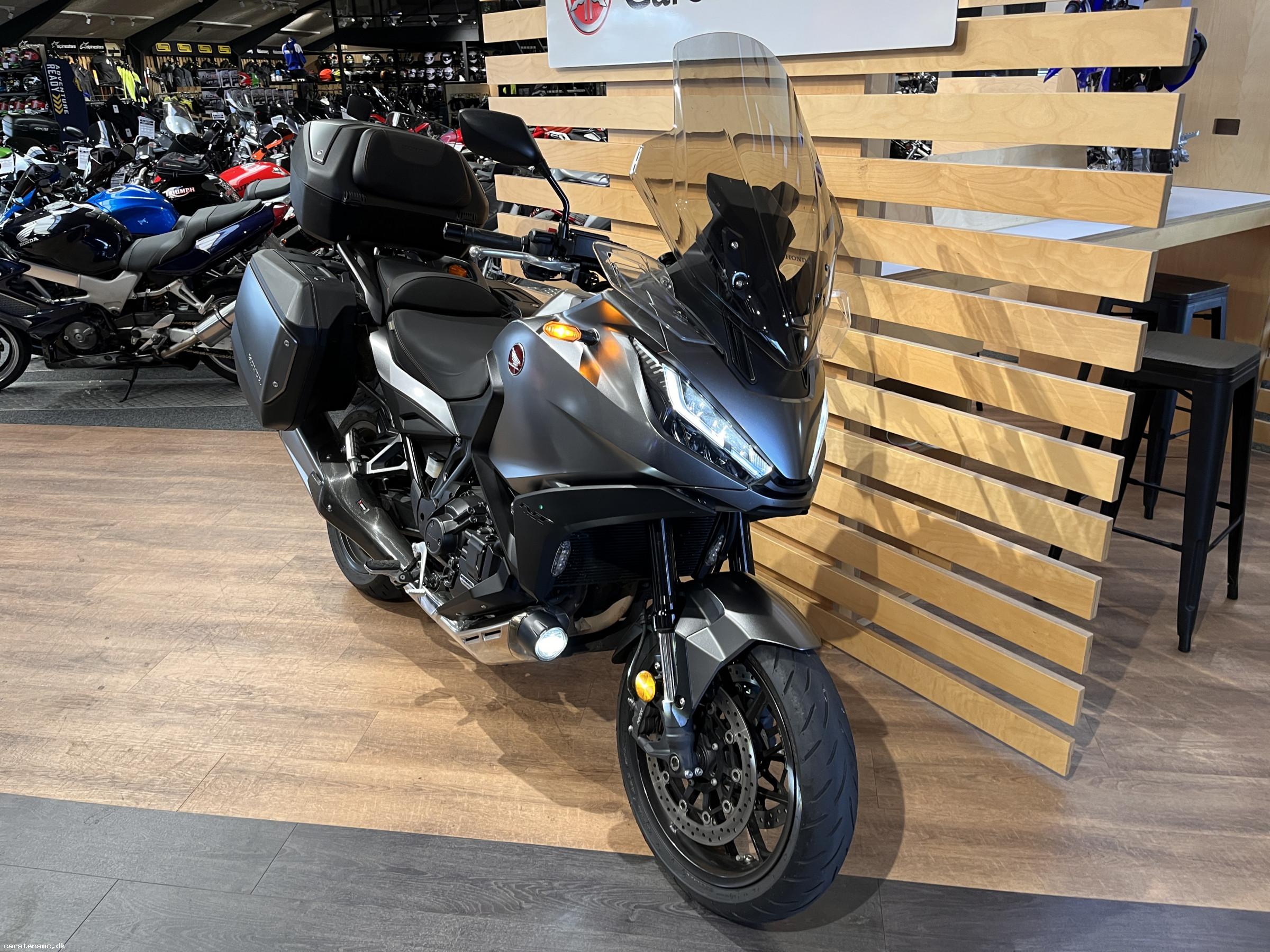 Honda NT 1100 D