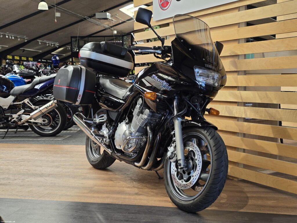 Yamaha XJ 900