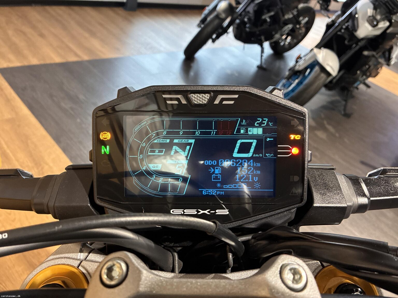 Suzuki GSXS 1000