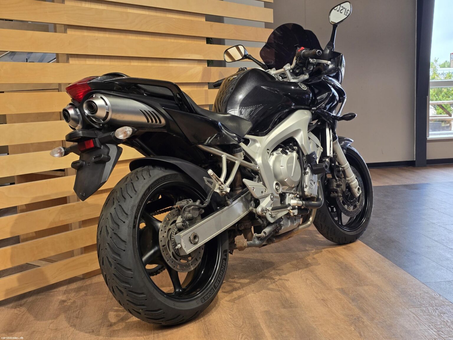 Yamaha FZ6