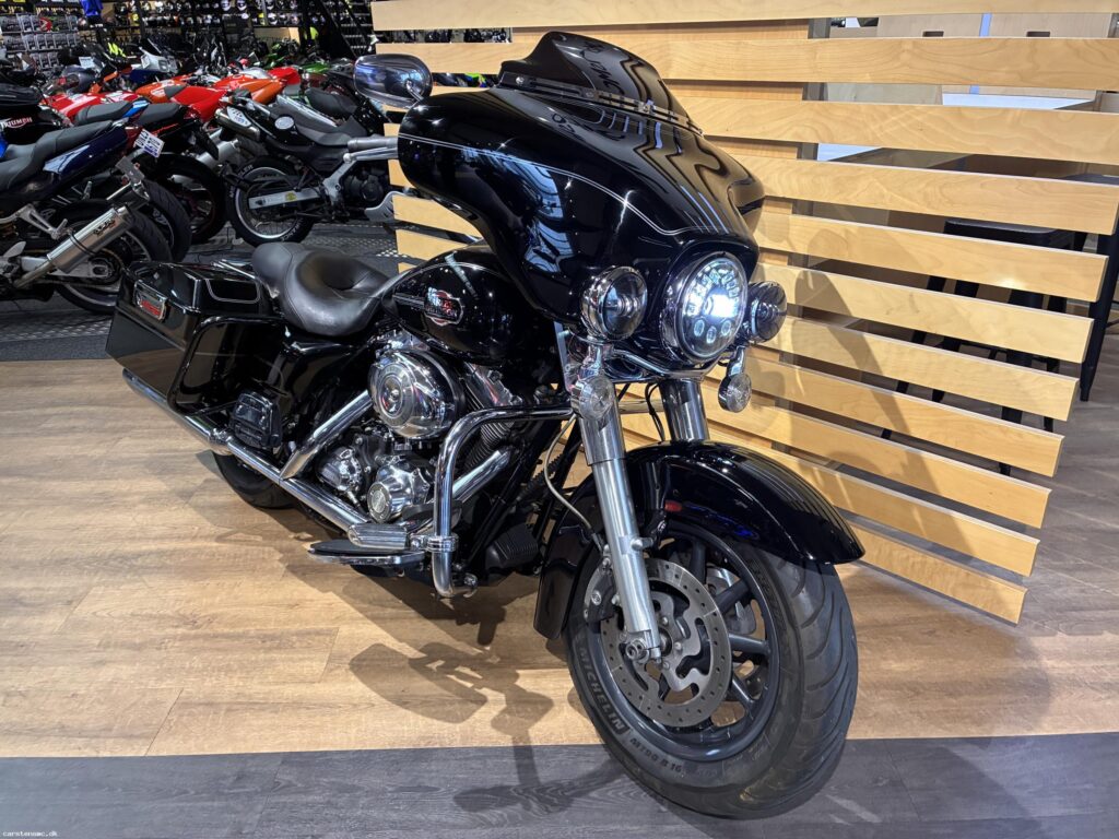 Harley-Davidson FLHTCU Electra Glide Ultra Classic