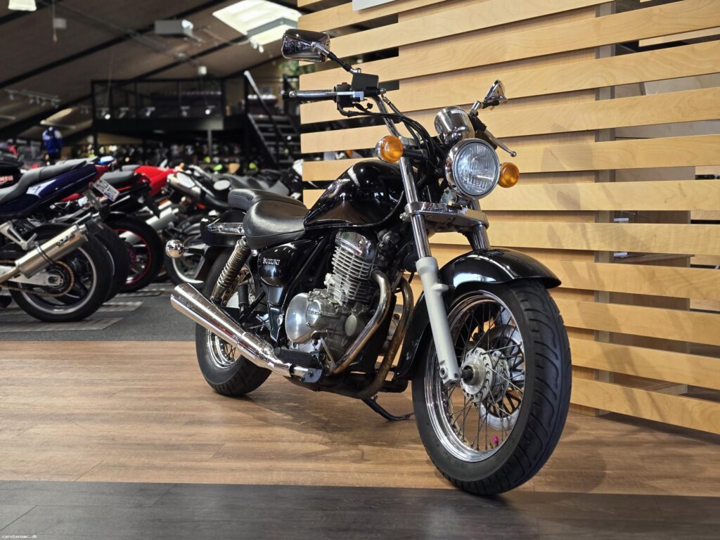 Suzuki GZ 250 Marauder
