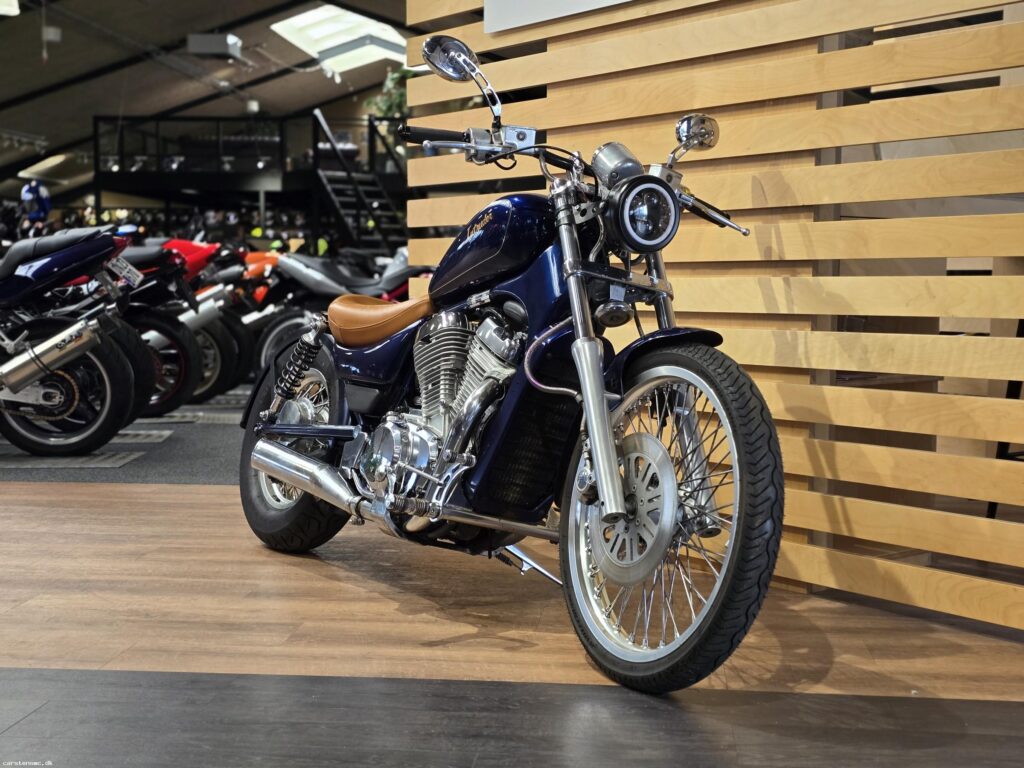 Suzuki VS 800 Intruder