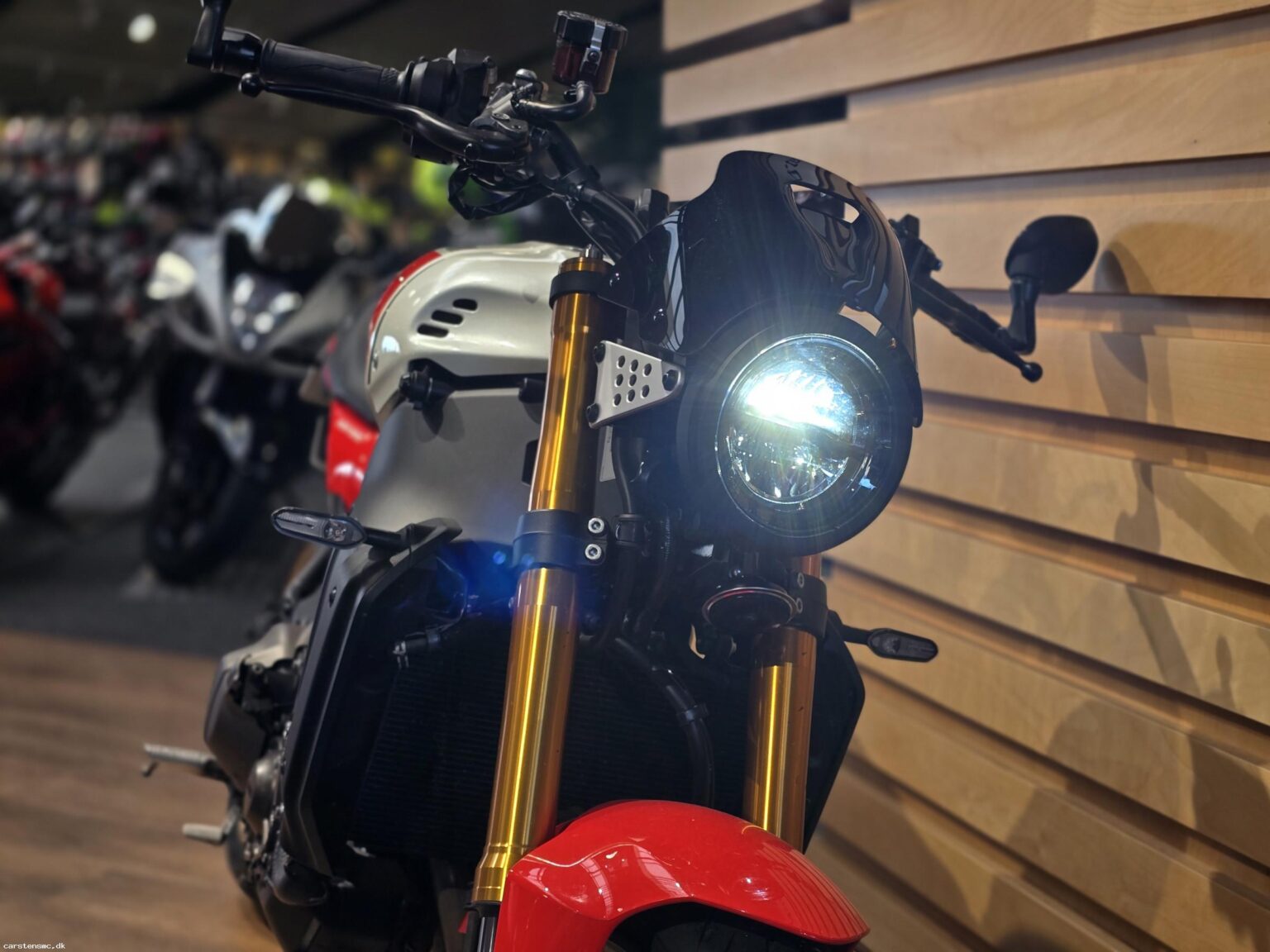 Yamaha XSR 900